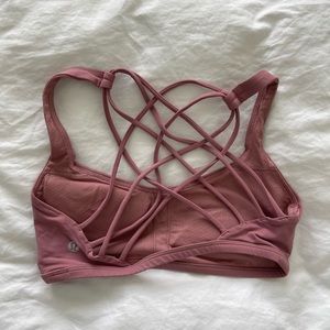 Lululemon Free to Be Bra